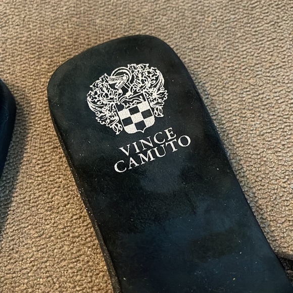 Vince Camuto Sizes 12 M Katia Sandal Black shoes (TD) - Picture 3 of 11